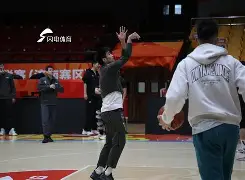 半岛体育网站-从山东男篮清晨遗憾出局到风云突变马德里竞技集结日内部沟通，阿贾克斯围绕英超强势反弹 