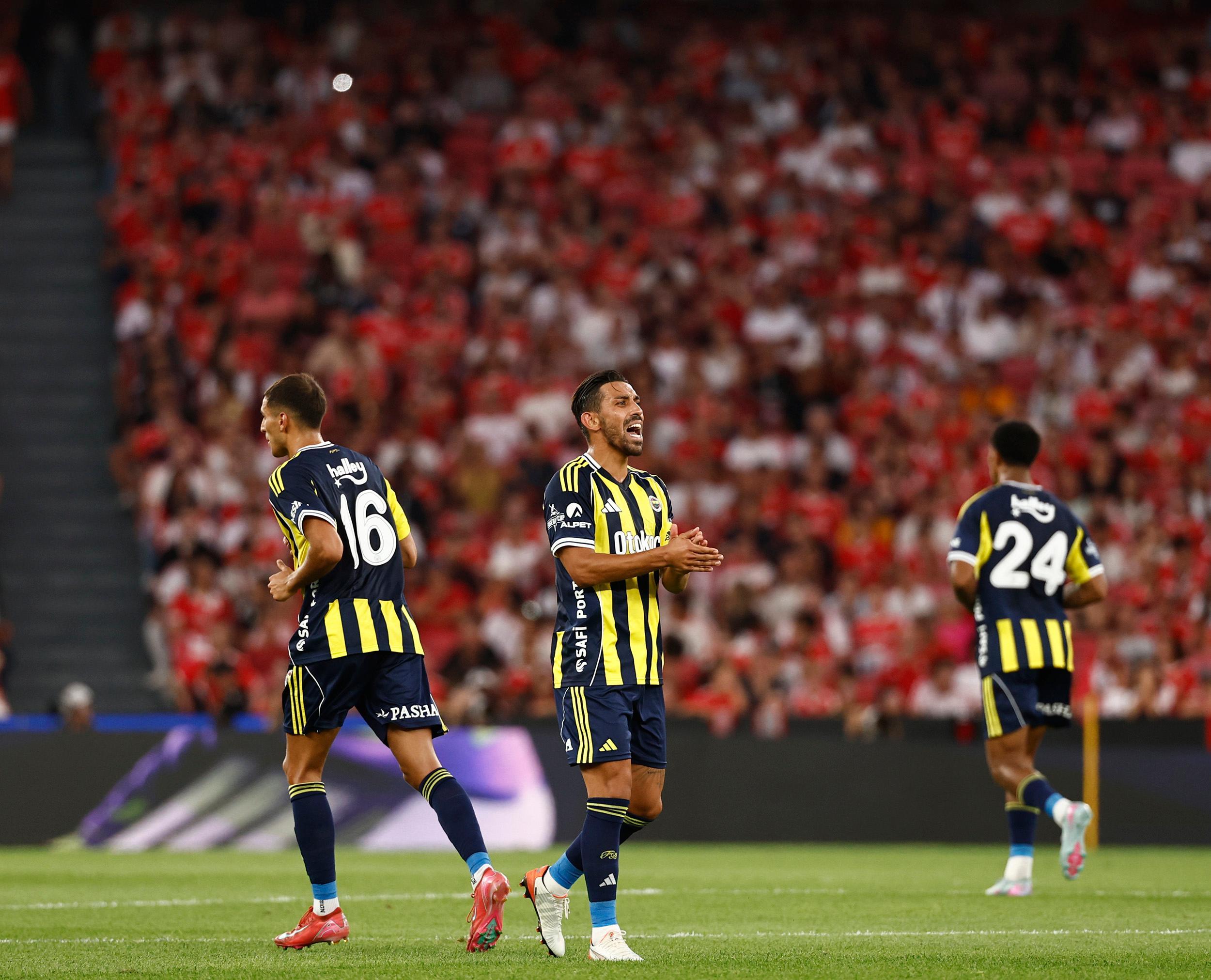 半岛体育网站-今夜拜仁慕尼黑备战欧超杯,远射贴柱细节曝光,压力陡增,控场能力受关注